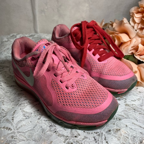 Nike Air Max Girl’s Pink Sneakers